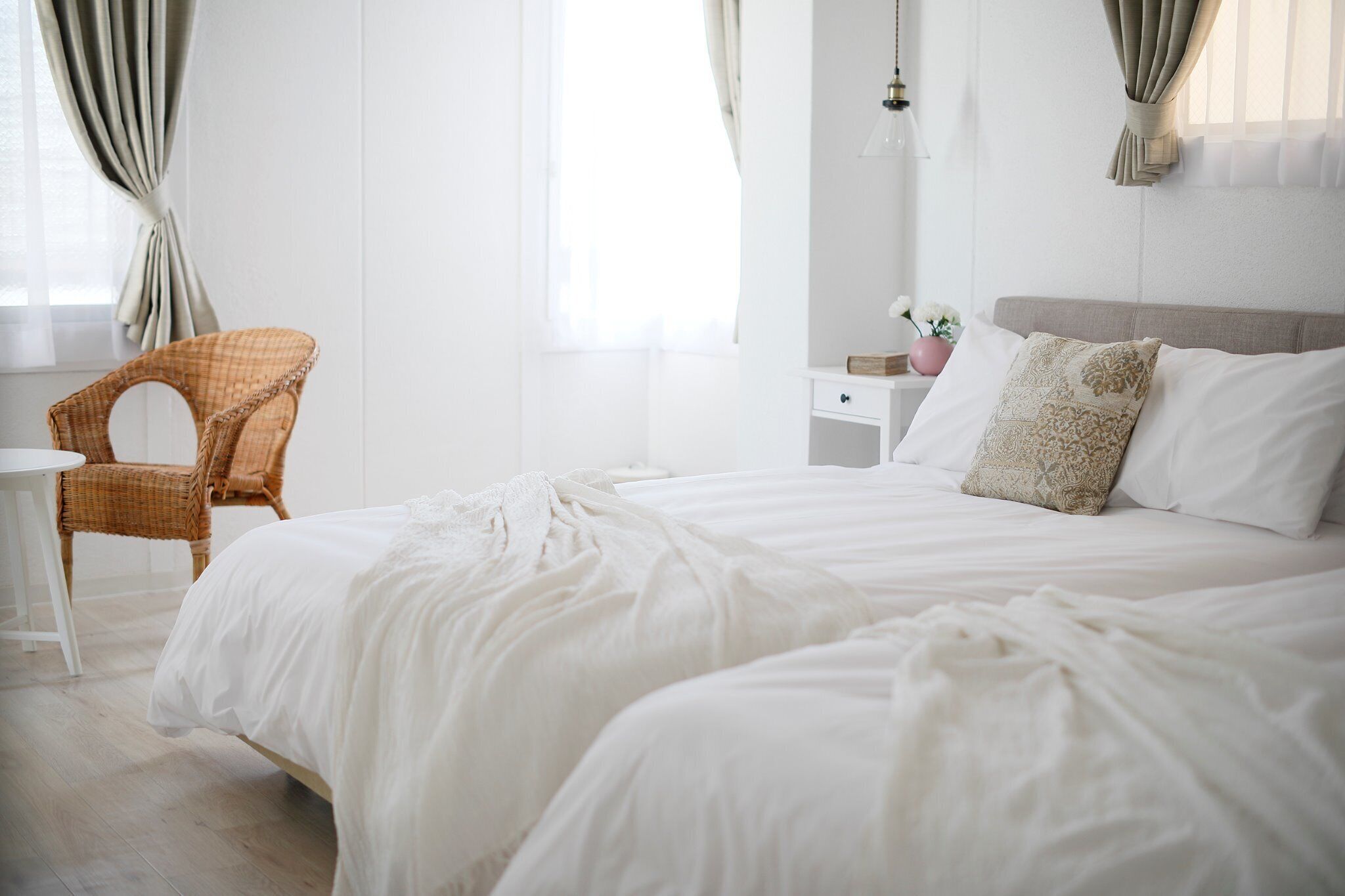 4 室のベッドルーム、デスク、アイロン / アイロン台、WiFi (無料)