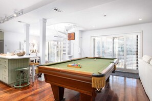 Spielezimmer
