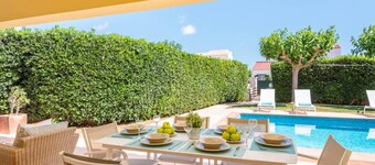 Villa Libra, 350 mts del mar - piscina privada
