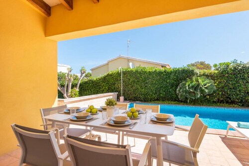Villa Laura - 350 mts from the beach