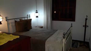 1 bedroom, WiFi, bed sheets, wheelchair access