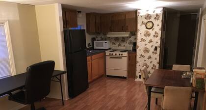 Rustic Retreat Space on Farm Setting 10 Minutes from LMU
