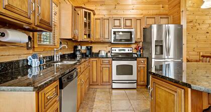Log Cabin Near Lake Lure, Chimney Rock, and Asheville!