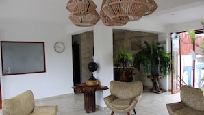 Unclassified image, 3 of 42, button - Hotel Seyba Bakalar (Bacalar)