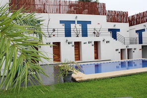 Outdoor pool - Hotel Seyba Bakalar (Bacalar)