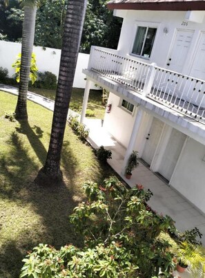 View from room - Hotel Dos Mundos, Isla Cozumel (Cozumel)