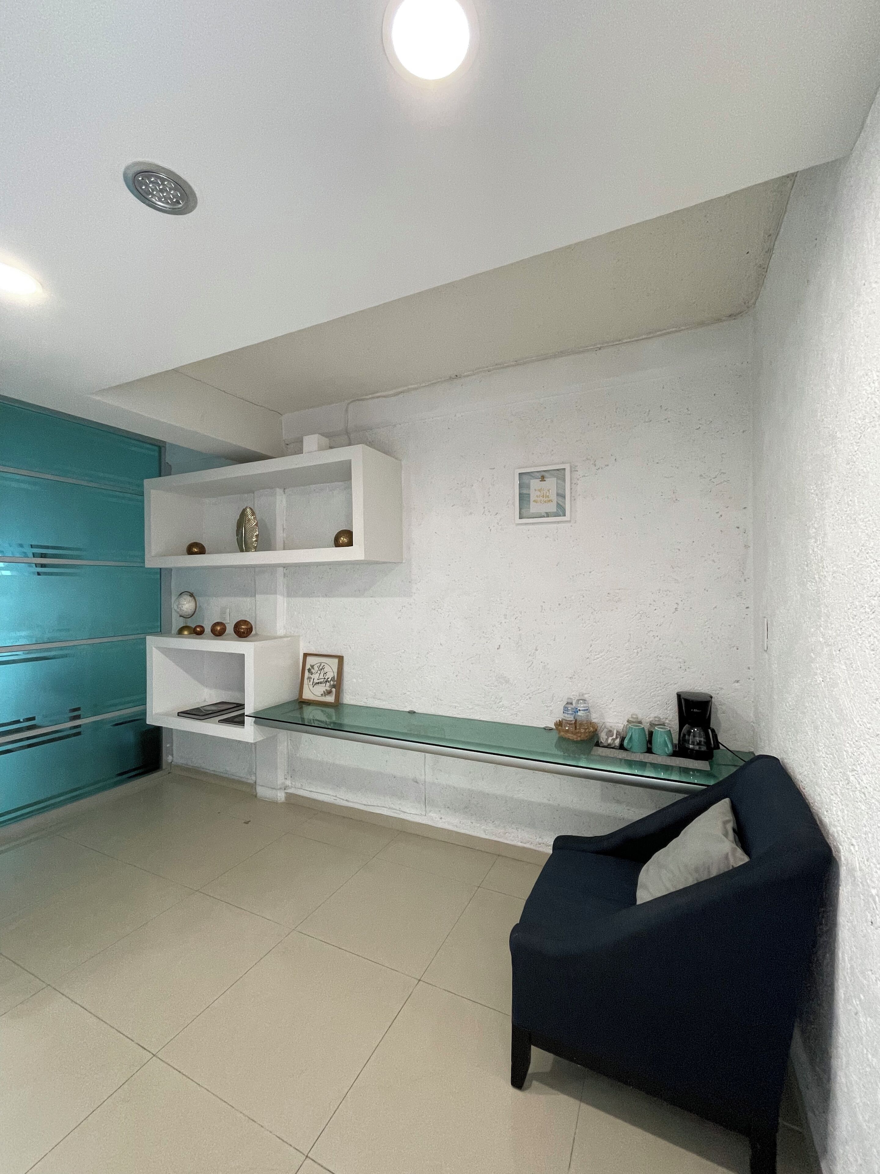 Family Suite, 1 King Bed with Sofa bed, Non Smoking, Private Bathroom | Living area | 32-inch Smart TV with digital channels