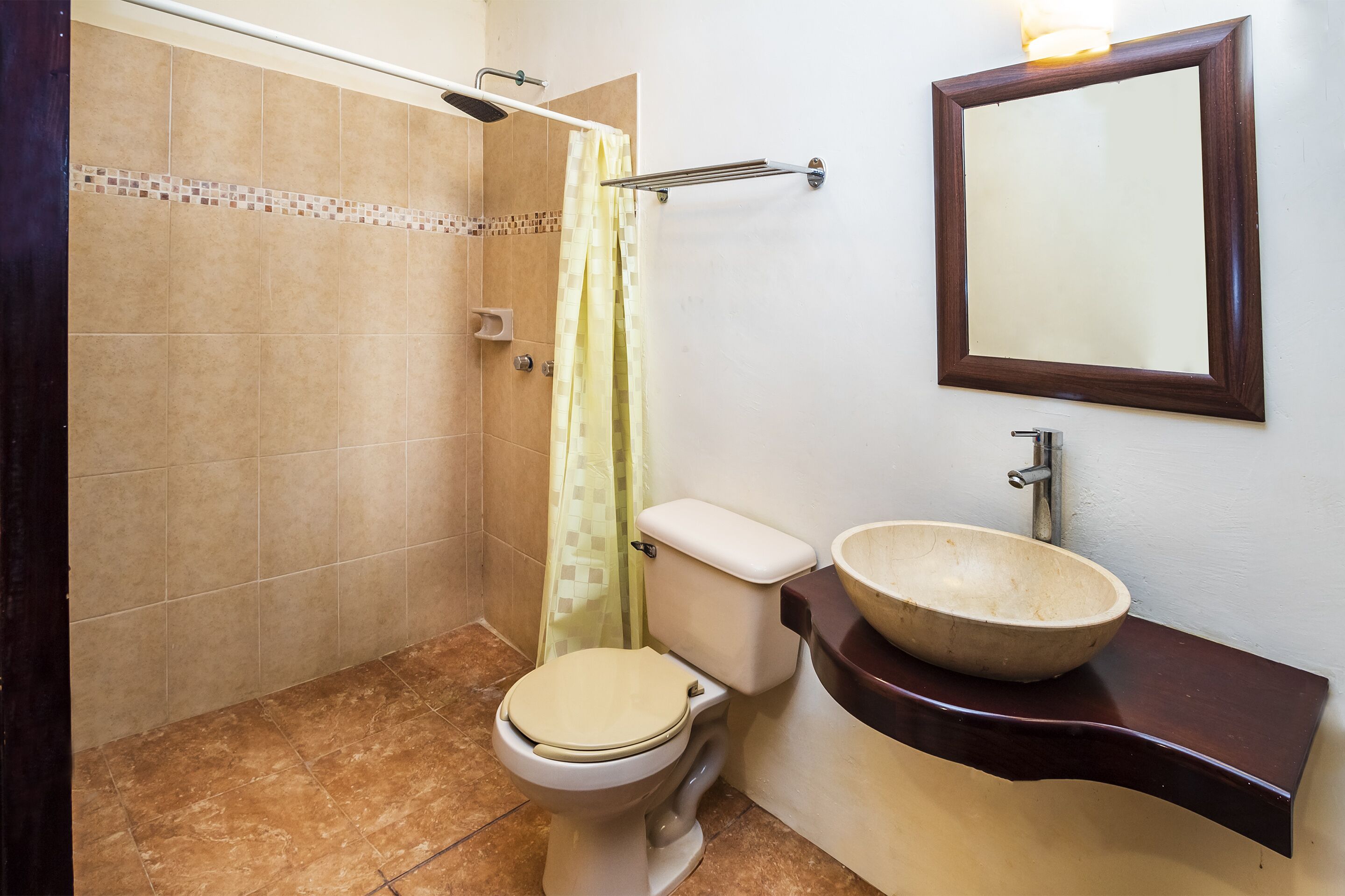 superior room (1 king bed) | bathroom | shower, towels, soap, shampoo