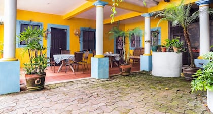 Hostal El Patio
