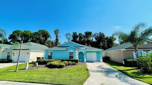 Exterior - Private, Refurbished pool home with privacy! (Davenport)