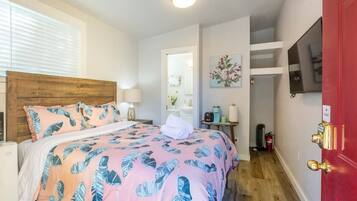 Rumah (1 Bedroom) | 2 kamar tidur, Wi-Fi gratis, dan seprai linen