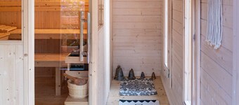 Charming waterside chalet La Zaubette