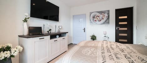 1 Schlafzimmer, WLAN, BettwÀsche