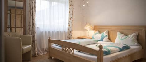 2 室のベッドルーム、WiFi