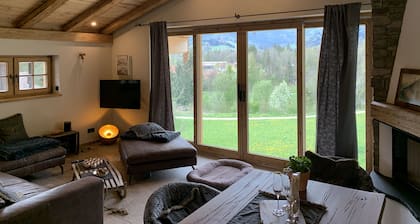 Chalet Ferienhaus 110qm, 3 Schlafz., Wohnzi., off. Kamin, Balk., 2 Bäder, 2 WCs