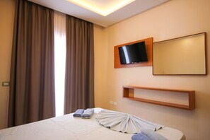 Kamar Double Klasik | Minibar, meja kerja, tempat tidur lipat/tambahan, dan Wi-Fi gratis