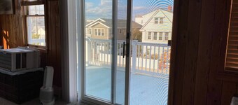 Dog & Family friendly home - Oceanside Brant Beach; 3 bdrm/2 full baths/sleeps 8