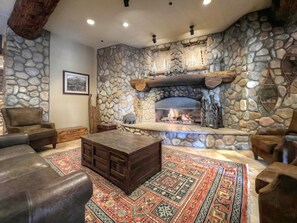 Interior - Hotel Suite with Kitchenette, Great on Mountain Location, Indoor/Outdoor Pool (Mt. Crested Butte)