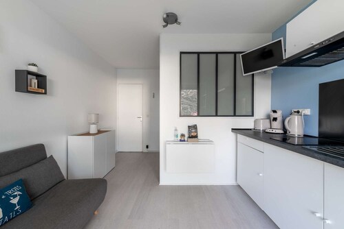 Studio avec loggia - à 200m de la plage - Parking