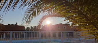 Charming Pavillon near beach 2/4 persons