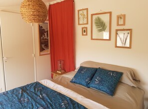 1 bedroom, iron/ironing board, travel crib, free WiFi - Beautiful ★★★ duplex with terrace ☀️ Historical Center (Aix-en-Provence)