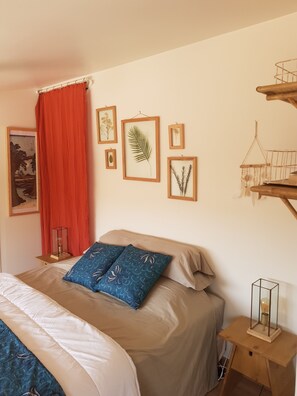 1 chambre, fer et planche à repasser, lit parapluie, Wi-Fi gratuit