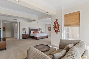 Smart TV, books - Luxury 2 Story Condo,  Largest Unit, Poolside, Private Beach Access (Santa Rosa Beach)