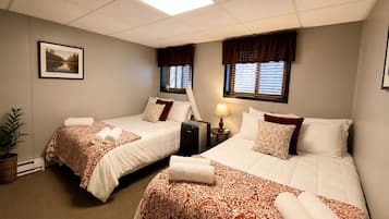 3 bedrooms, iron/ironing board, free WiFi, bed sheets