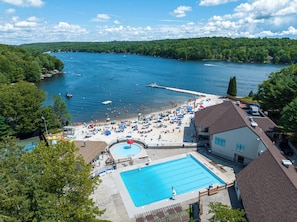 Piscine extérieure, piscine chauffée