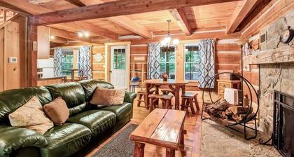 Cherry Grove - Rustic Log Cabin