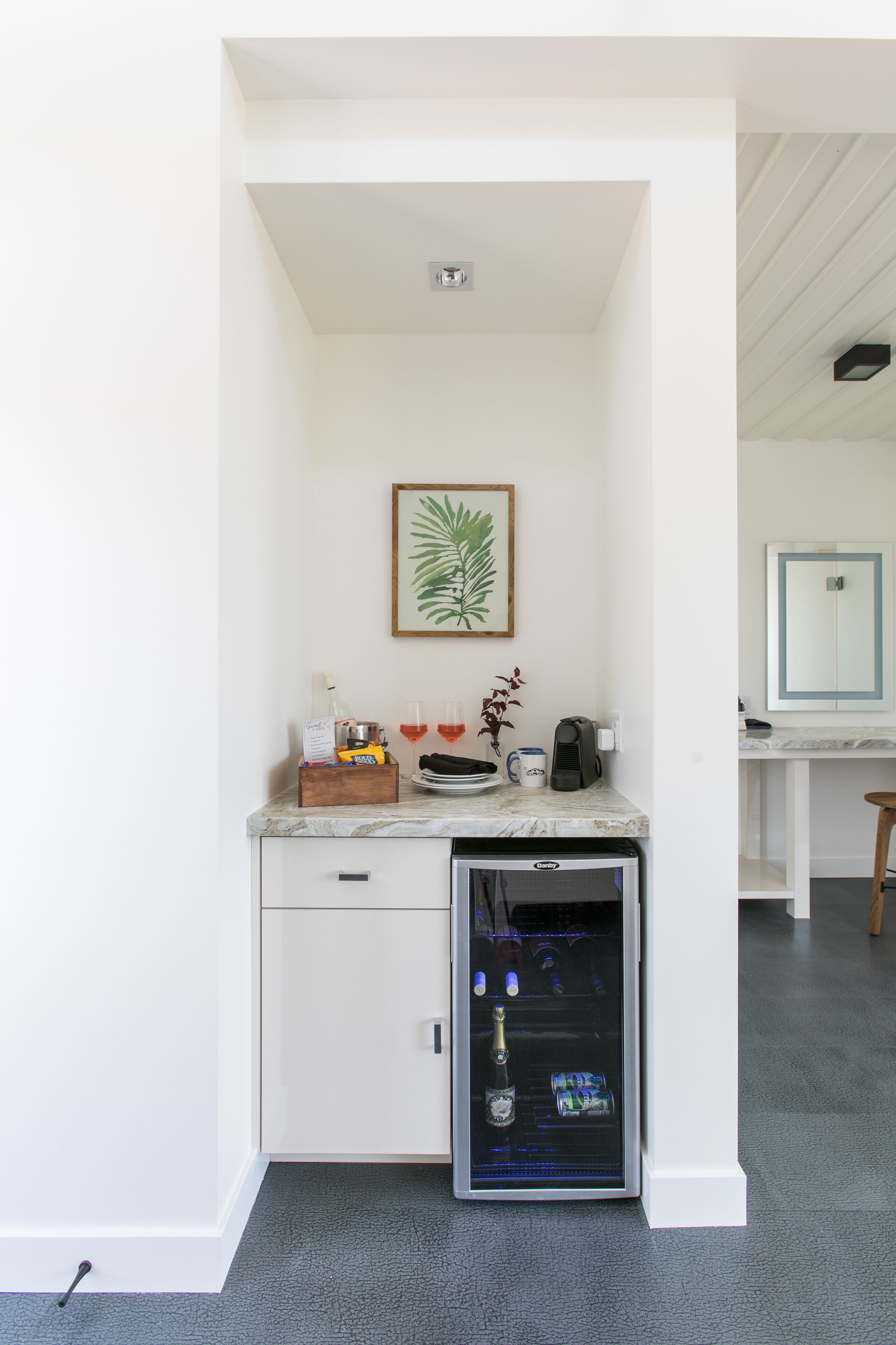 white rabbit | 1 bedroom, egyptian cotton sheets, premium bedding, pillow-top beds