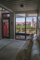Country Roads | Egyptian cotton sheets, premium bedding, pillowtop beds, minibar