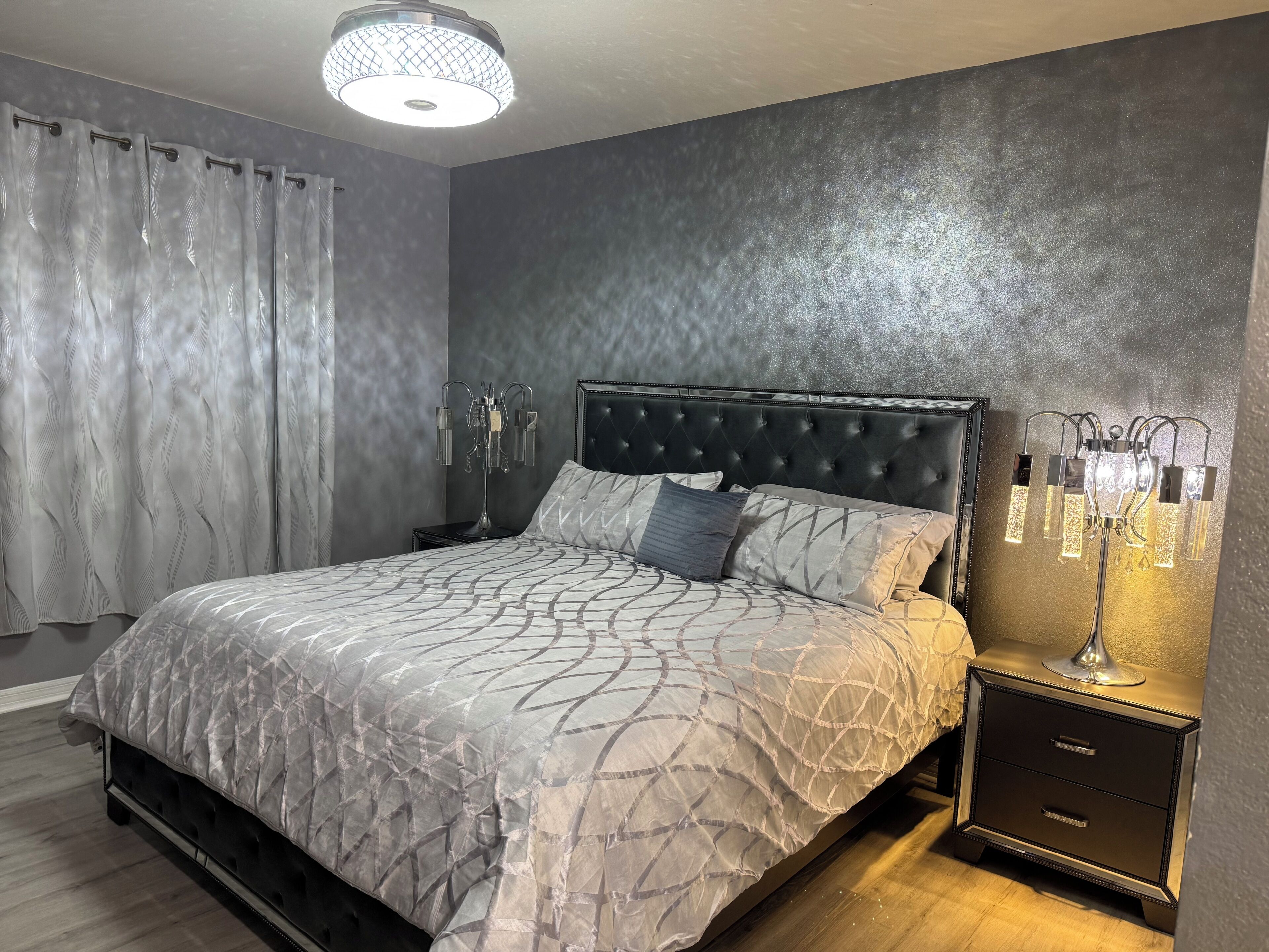 2 chambres, fer et planche à repasser, Wi-Fi gratuit, draps fournis
