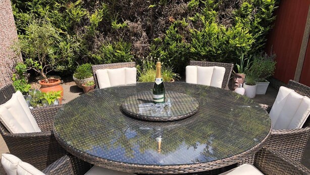Outdoor dining - Pinewood #Edwinstowe #Heart of Sherwood Forest (Edwinstowe)