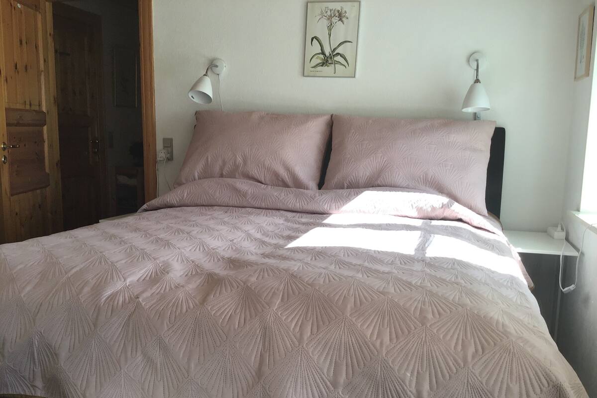 Deluxe Double Room, Shared Bathroom