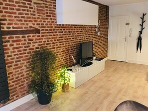 Interior - Lovely, cosy furnished apartment for 4 people. Vieux-Lille with parking (Lille)