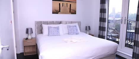 2 Schlafzimmer, Bügeleisen/Bügelbrett, WLAN, Bettwäsche