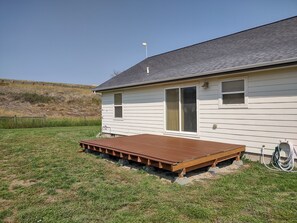 Exterior - Craig Montana walk river, boat launch, restaurants, fly shops and more! (Wolf Creek)
