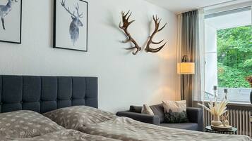 Ferros/tábuas de passar roupa, Wi-Fi de cortesia, roupa de cama