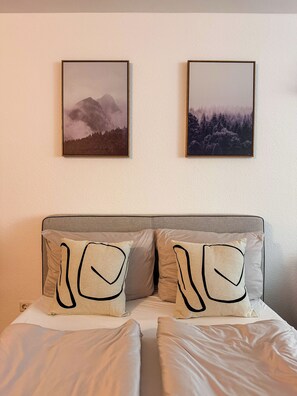 Iron/ironing board, free WiFi, bed sheets - Vacation apartment Schermacher - swimming pool / sauna incl. (Bad Lauterberg im Harz)