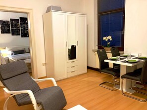 Dining - Wunderschöne Ferienwohnung in Plauen, im Herzen des Vogtlandes (Plauen)