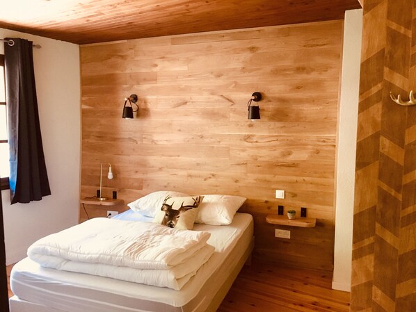 3 slaapkamers, een strijkplank/strijkijzer, gratis wifi