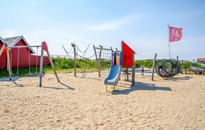 Children's area - Lovely apartment in Hemmet with WiFi (Hemmet)