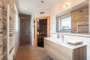 Bathtub, hair dryer