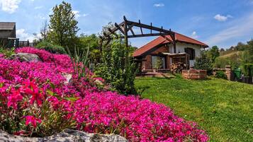 Enceinte de lâhĂ©bergement