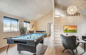 غرفة الألعاب