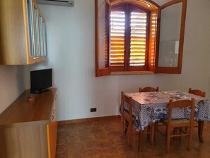 Dining - villa Francesca on the sea (Avola)