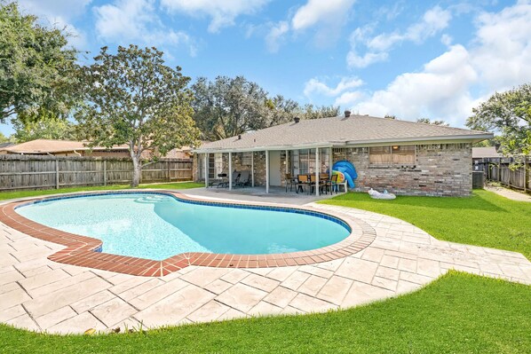 Outdoor pool