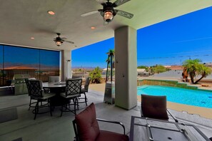 Outdoor pool - 78'Boat/RV Garage, Pool, Spa, Casita, Lake Views,Near Marina, 4Bedroom,3Bath (Lake Havasu City)