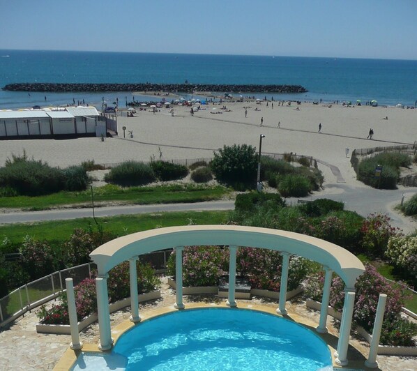 Outdoor pool - L'Écrin de Circé, your holidays by the sea (Agde)